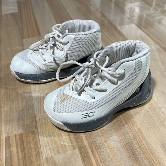 Steven Curry under‎ armor toddler sneakers size 5 - Picture 5 of 8